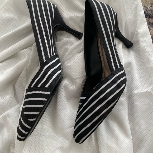 High heels - Picture 2 of 2